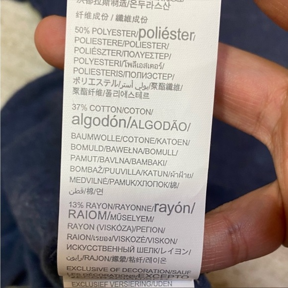 Under Armour Notre Dame collegiate t-shirt. New with tags - Picture 7 of 11